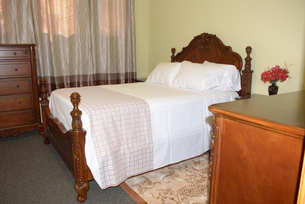 Smile Back B&B Toronto Quarto foto